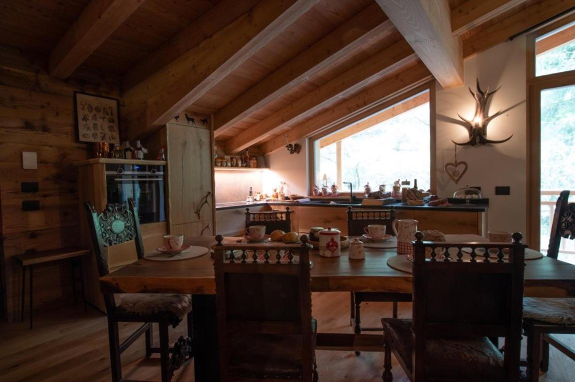 קאמפיטלו די פאסה Chalet Degli Abeti By Ama Val Di Fassa מראה חיצוני תמונה